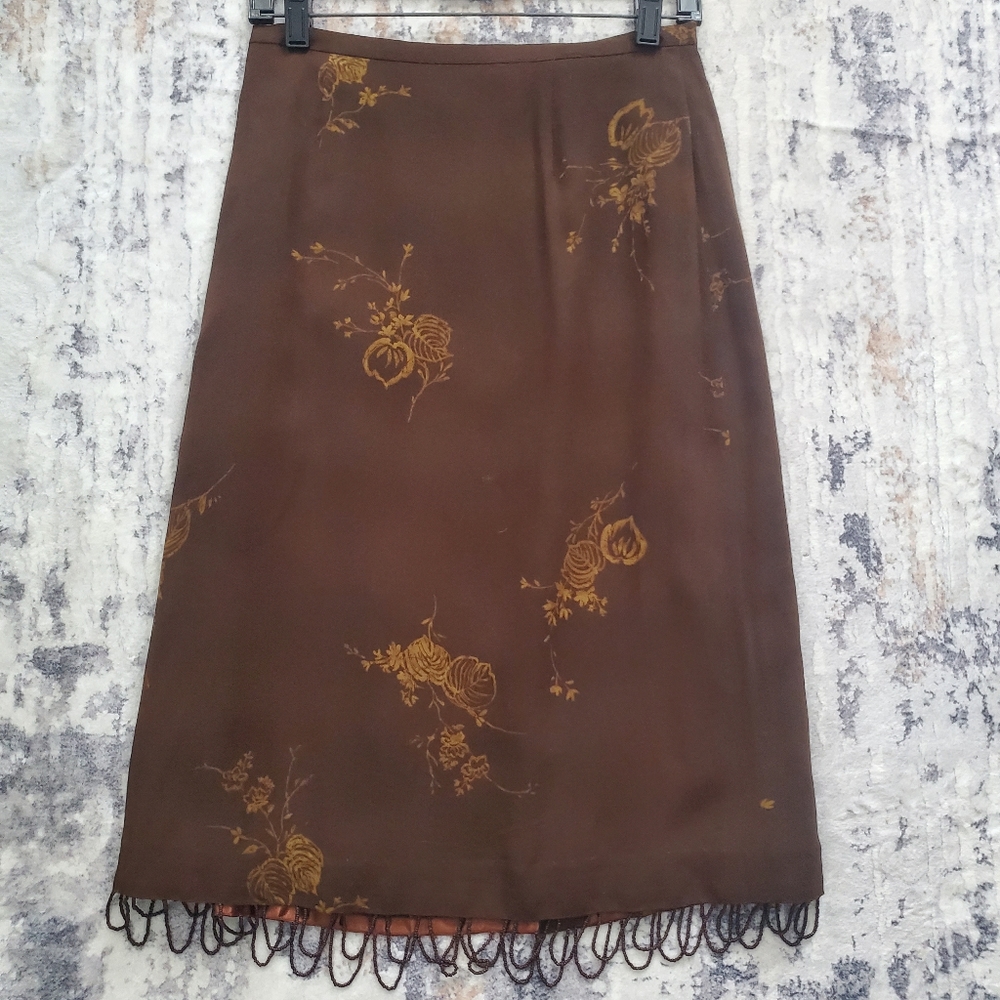 Telluride Clothing Brown skirt with tan flowers and beading at bottom hem Sz 8